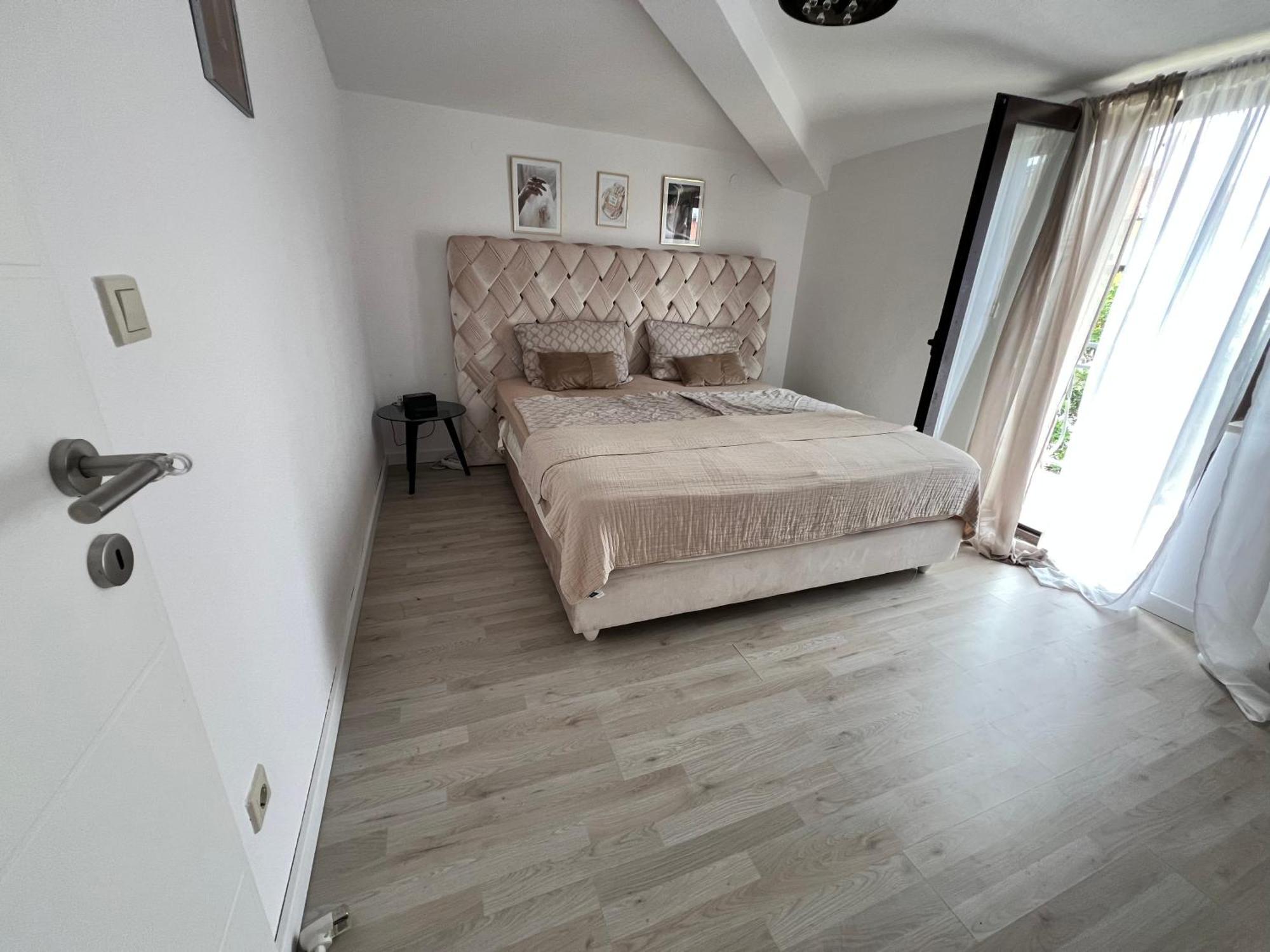 Apartmani Stanic Seget Vranjica Exterior photo